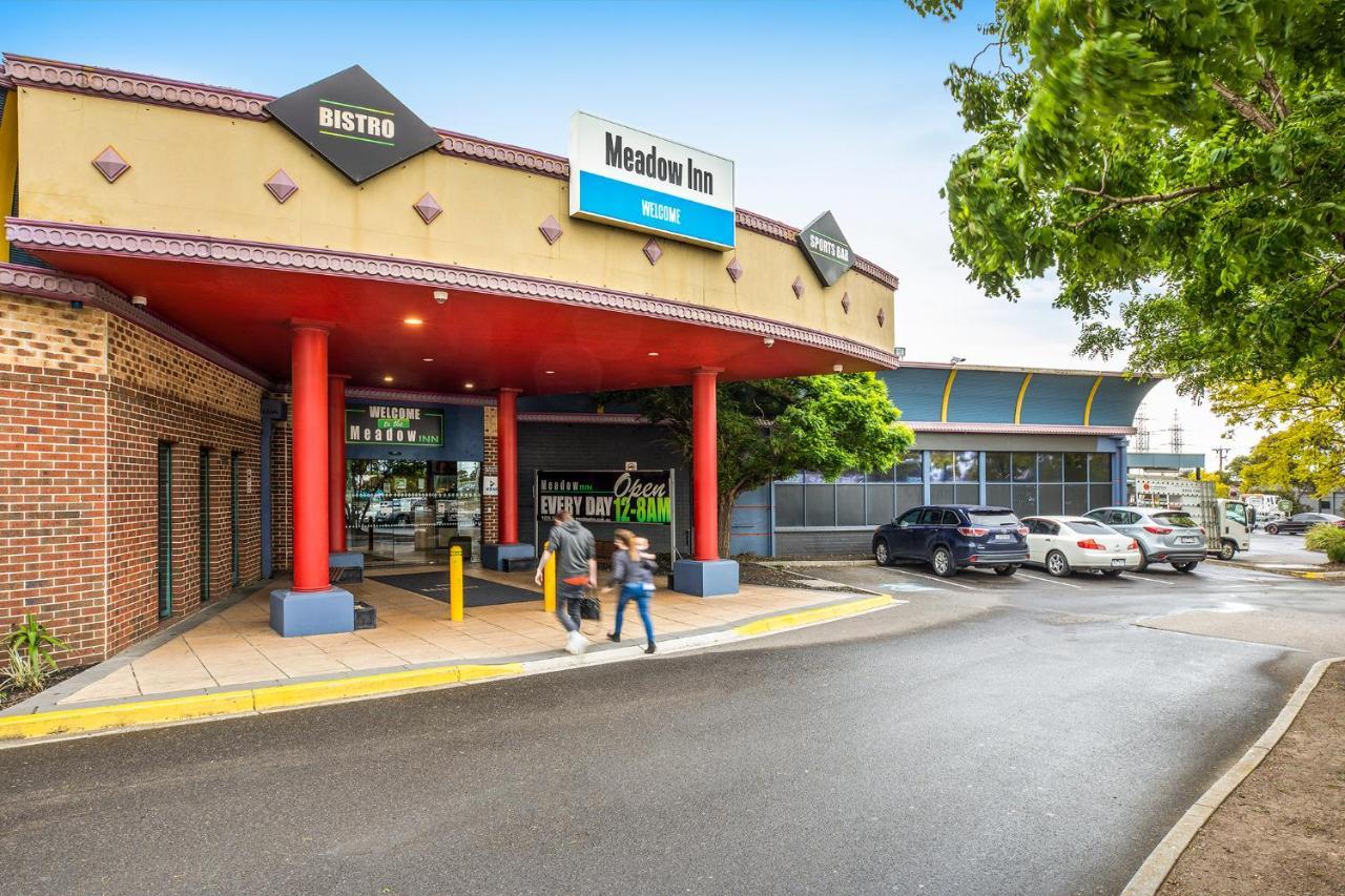 Meadow Inn Hotel-Motel Melbourne Exterior photo